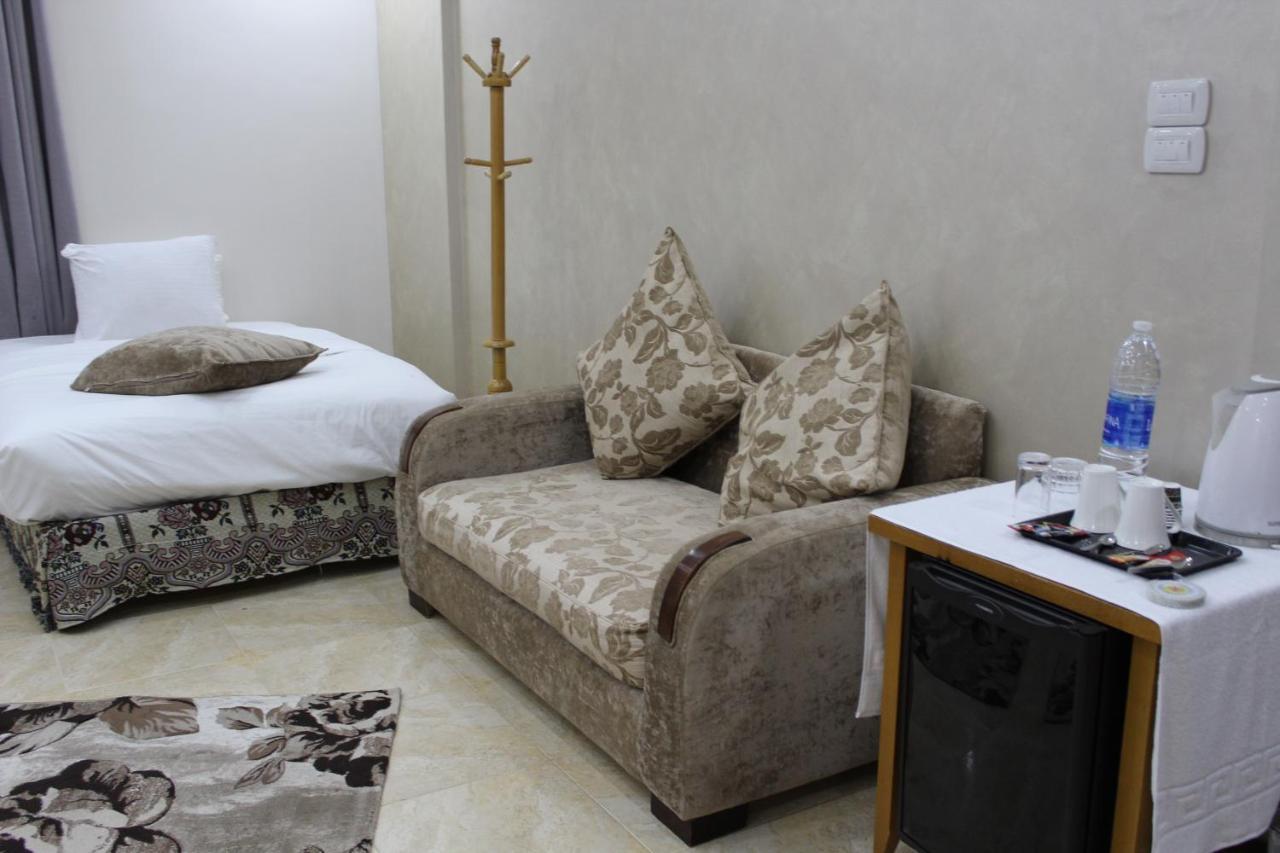 Petra Princess Balqees Hostel ワディ・ムーサ エクステリア 写真